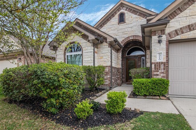 Foto del edificio - 24119 Auburn Woods Ct