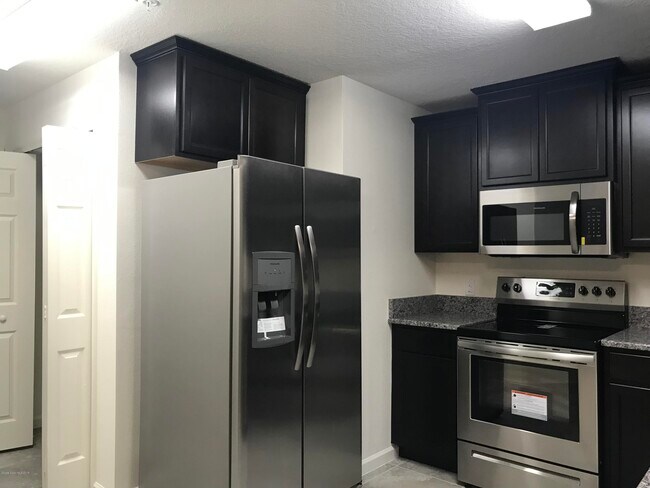 Building Photo - 4027 Meander Pl