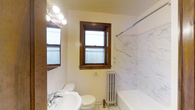 Foto del edificio - 3217 W Belle Plaine Ave