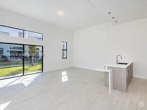 Building Photo - 4500 NW 8th Pl