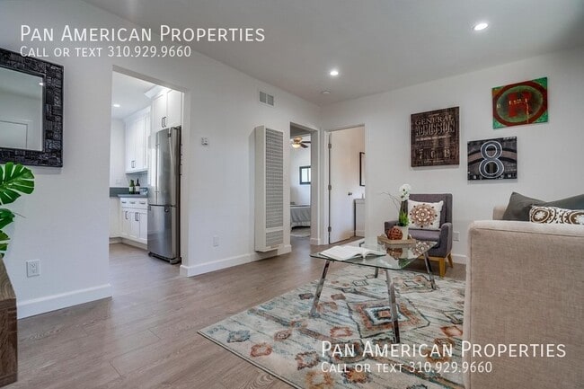 Building Photo - 1503 Stanton Pl