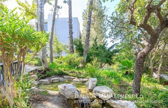 Foto del edificio - 3602 W Estates Ln