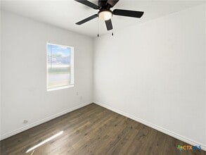 Building Photo - 515 Bremser Ave
