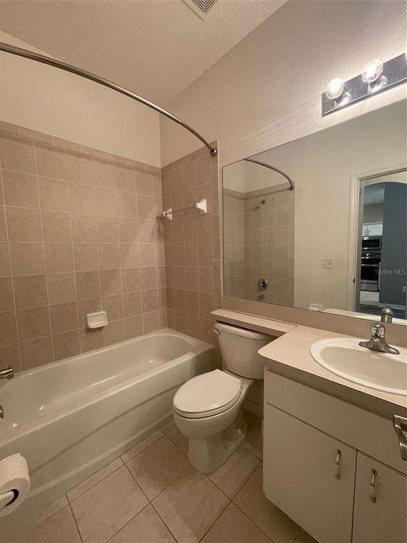 Foto del edificio - 12509 Cavalier Ct