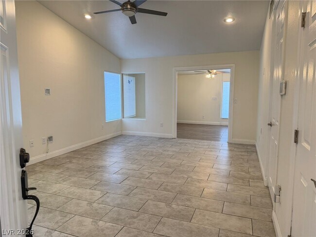 Building Photo - 3503 Oberon Ln