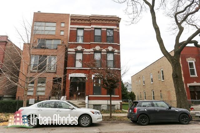Primary Photo - 1049 N Wolcott Ave