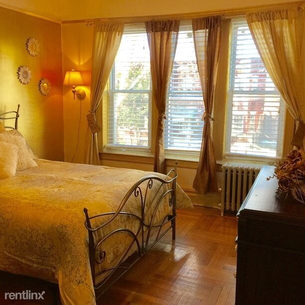 Foto del edificio - 1492 Carroll St