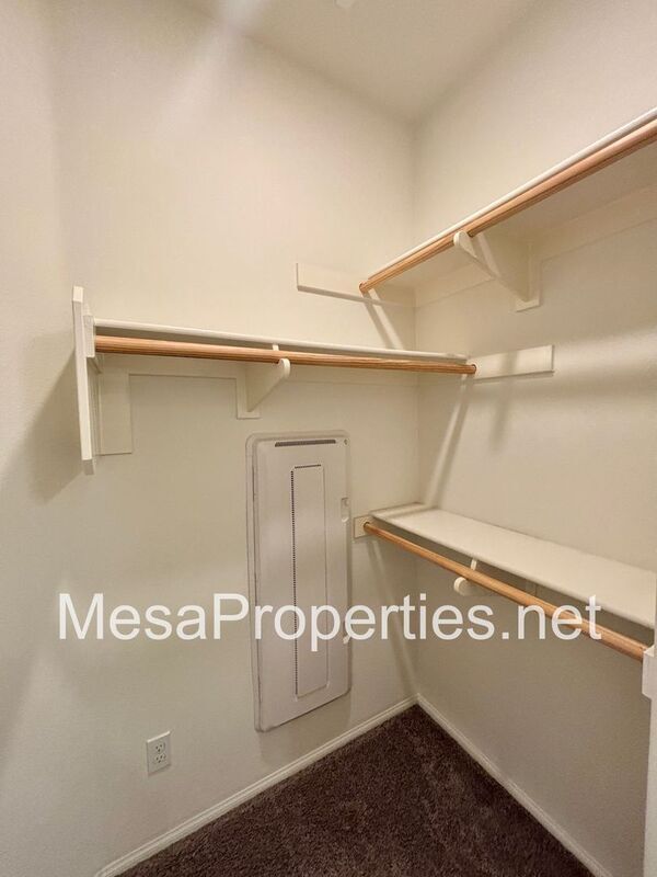Foto del edificio - 7462 Solstice Pl