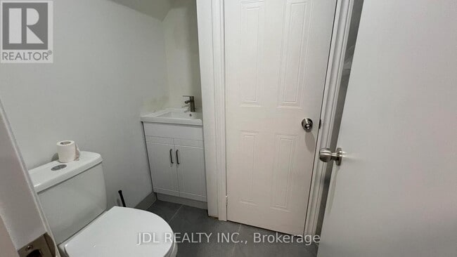 Building Photo - 201 Enchanted Hills Crescent