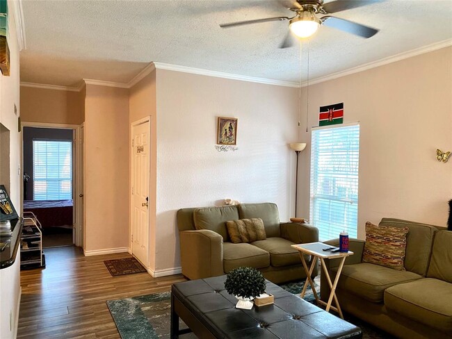 Building Photo - 3647 W Northgate Dr