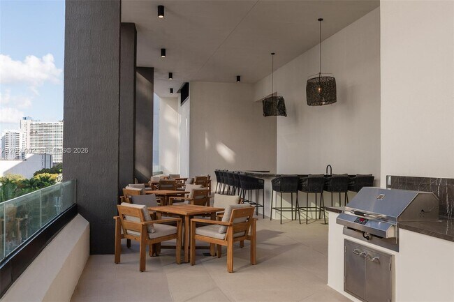 Foto del edificio - 225 N Miami Ave