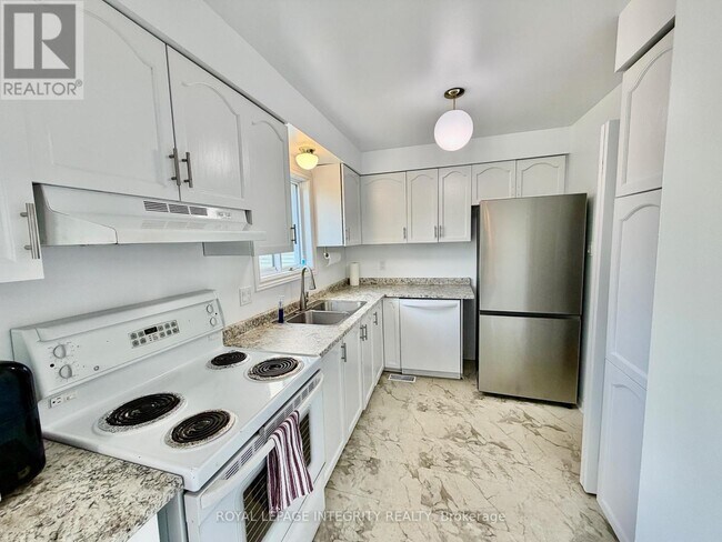 Building Photo - 1039 Karsh Dr