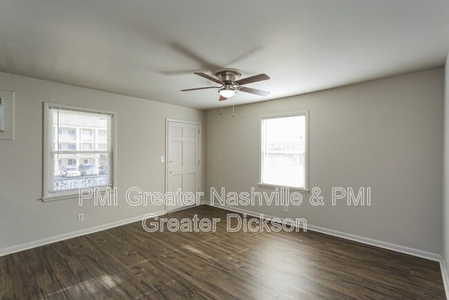 Building Photo - 816 Greenland Dr