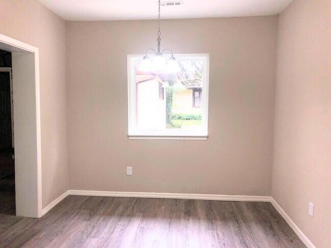 Foto del edificio - 11005 Bellaire St