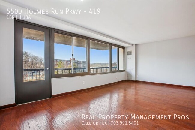 Foto del edificio - 5500 Holmes Run Pkwy