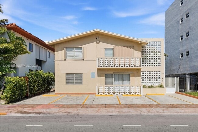 Building Photo - 7434 Harding Ave