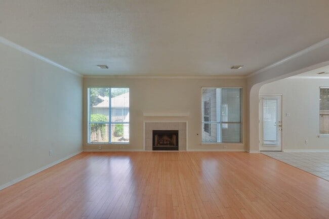 Building Photo - 13552 Anarosa Loop