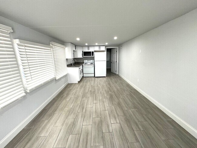Foto del edificio - 1007 51st Ave W