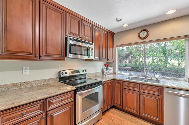 Building Photo - 1167 Kottinger Dr