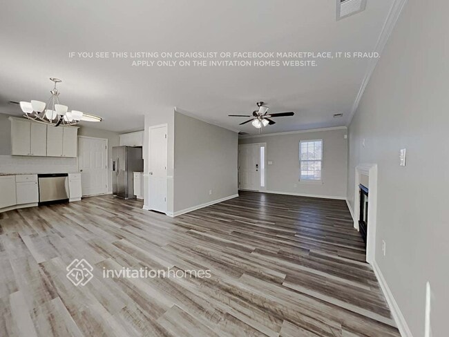 Foto del edificio - 15160 Leslie Brooke Rd