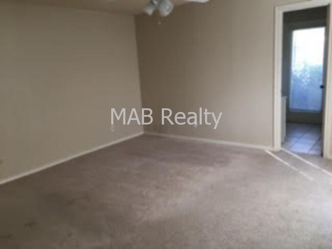 Building Photo - 8317 Northmeadow Cir