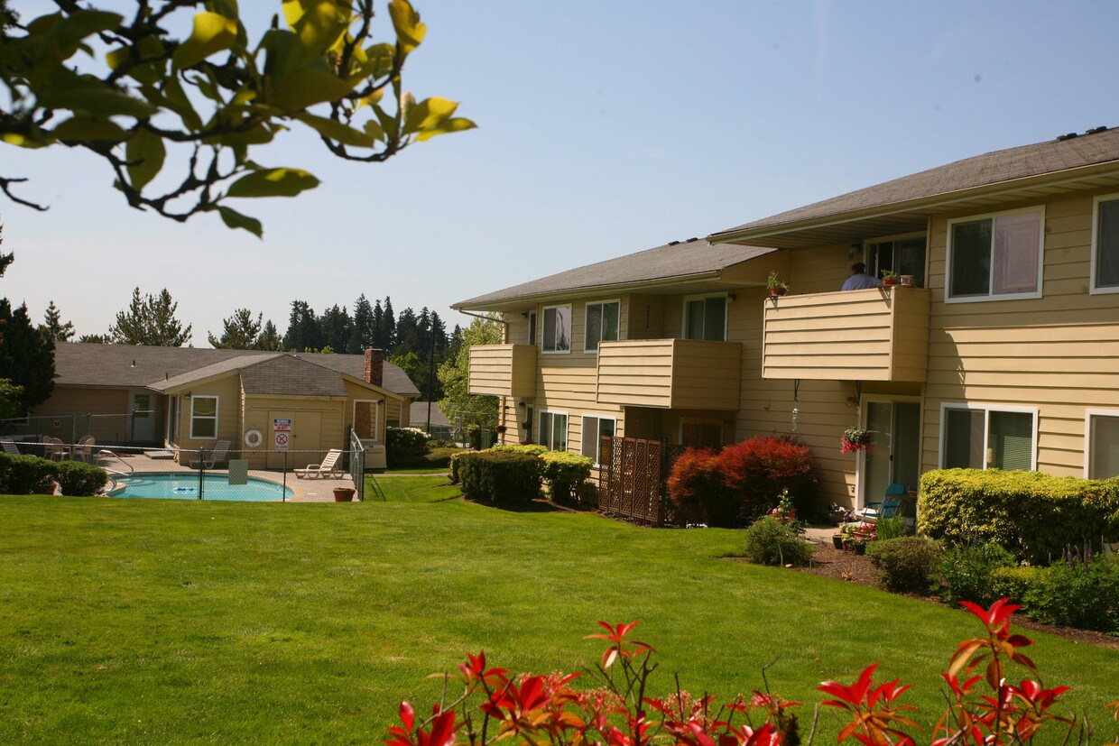 Cornell Manor Apartments Portland, OR