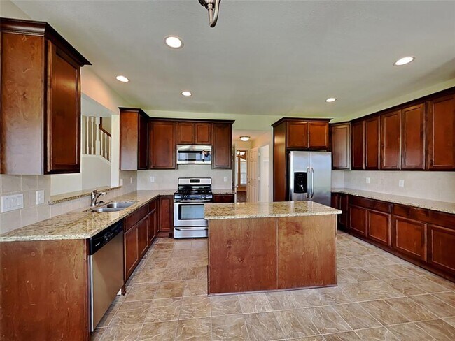 Foto del edificio - 501 Falcon Lake Dr