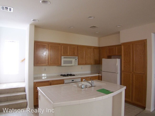 Building Photo - 4 br, 2.5 bath House - 12205 Juniper Way