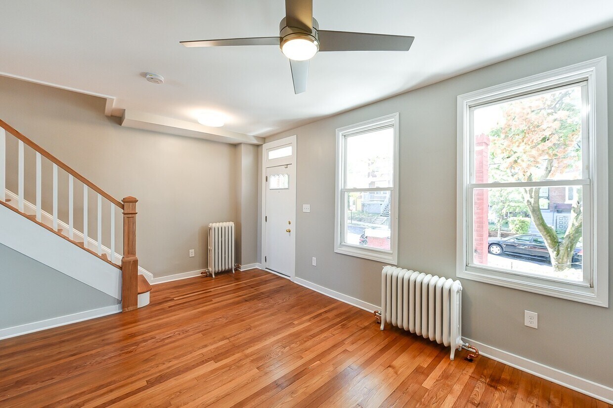 Foto principal - Charming 4br/2ba in Anacostia / Navy Yard