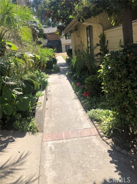 Foto del edificio - 23141 Saguaro St