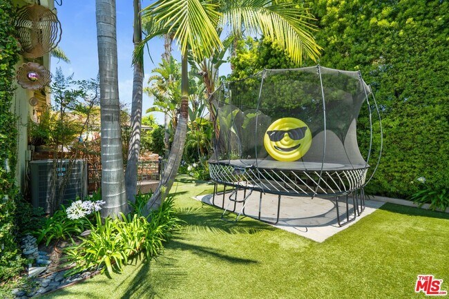 Foto del edificio - 1348 Morningside Wy