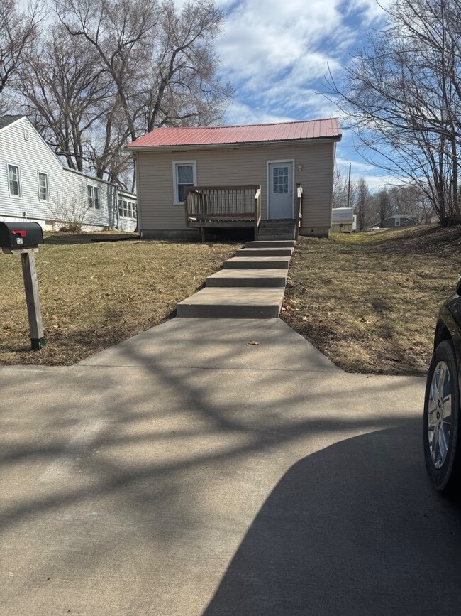 Foto del edificio - Charming 2-Bedroom House Bettendorf