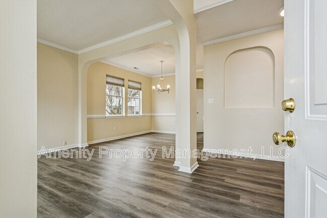 Foto del edificio - 979 Holbrook Dr