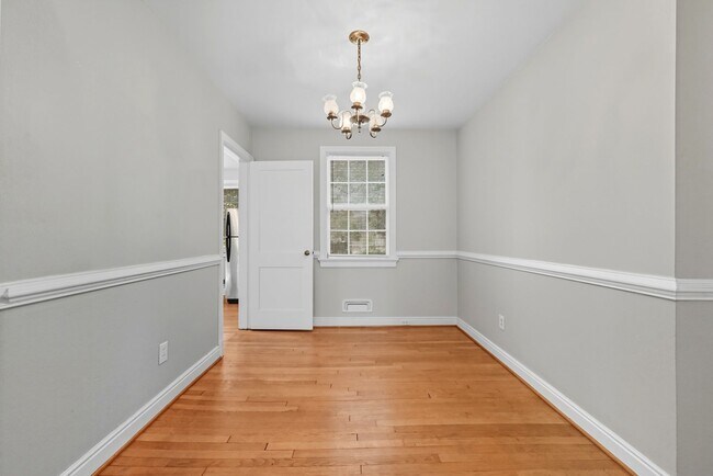 Foto del edificio - 3801 Hanover Ave