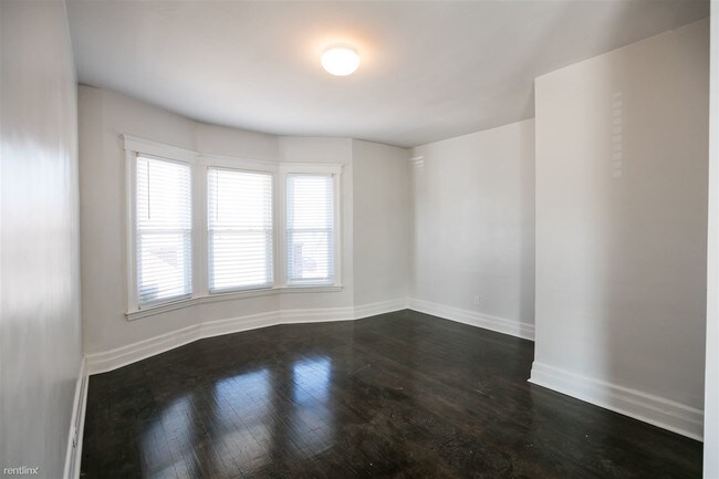 Foto del edificio - 7370 Cameron St