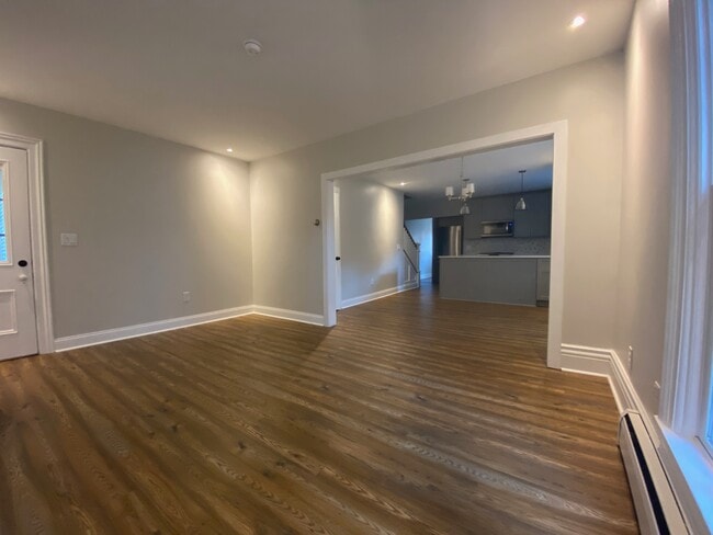 Building Photo - 437 Prospect Ave