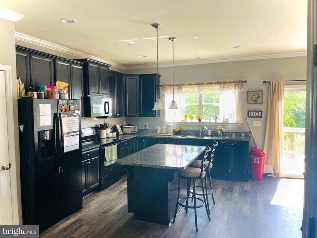 Foto del edificio - 516 English Oak Ln