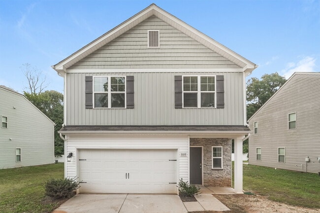 Building Photo - 3018 Hubbard Rd