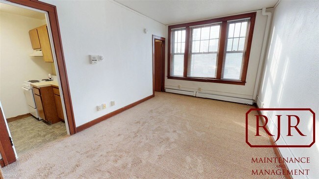 1 Br Bath Apartment 201 1st Ave Nw For Rent In Building Photo 1 Br Bath Apartment 201 1st Ave Nw