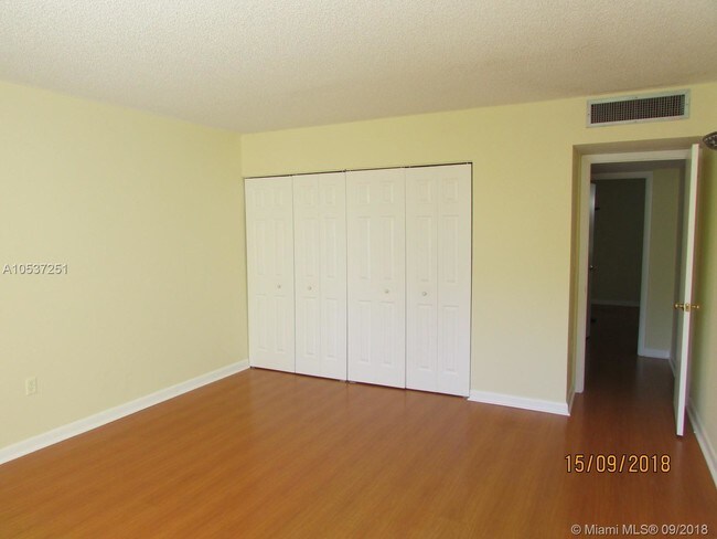 Foto del edificio - VILLA DORADA CONDO