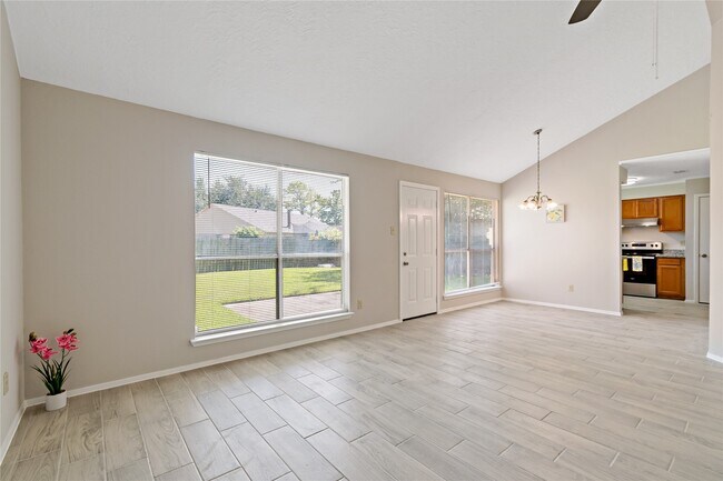 Building Photo - 7402 Shoshone Dr