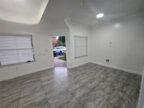 Building Photo - 6001-6114 129