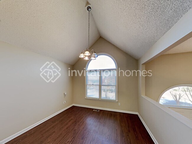 Building Photo - 44 Willow Bend Dr NW