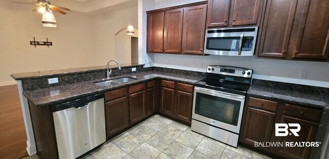 Building Photo - 6057 Andhurst Dr