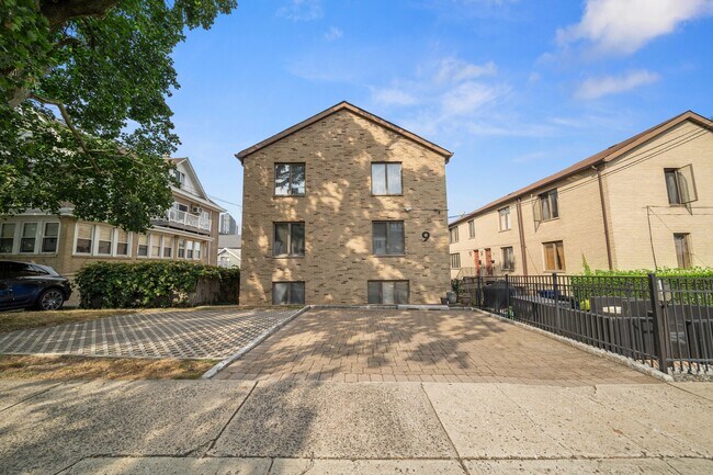 Foto del edificio - 9 Sterling Pl