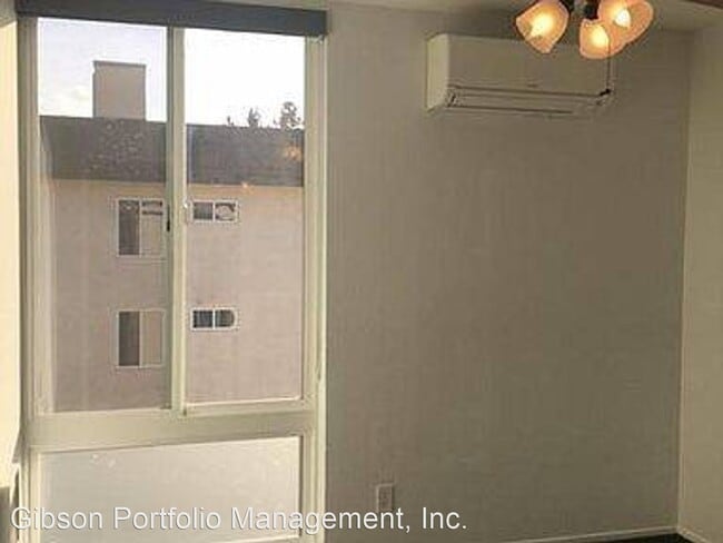 Building Photo - 2 br, 1 bath House - 1614 Hudson St., #315