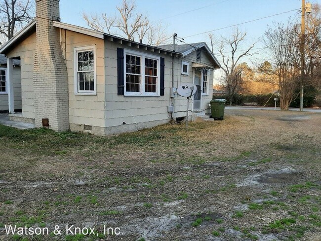 Building Photo - 3 br, 2 bath House - 209 O'Neal Avenue