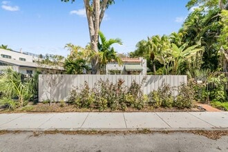 Building Photo - 1217 SE 1st St