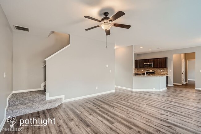 Foto del edificio - 5 br, 3 bath House - 3507 Lebella Lane UNIT