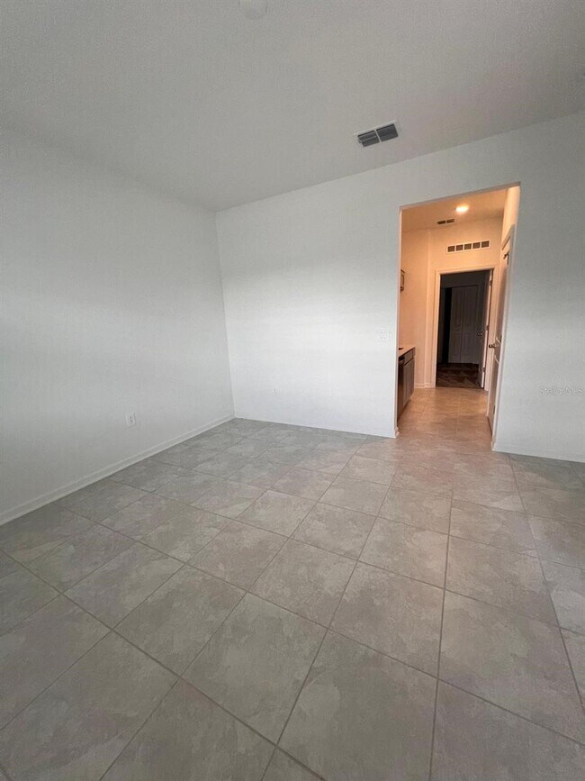 Foto del edificio - 321 Kayden Cv